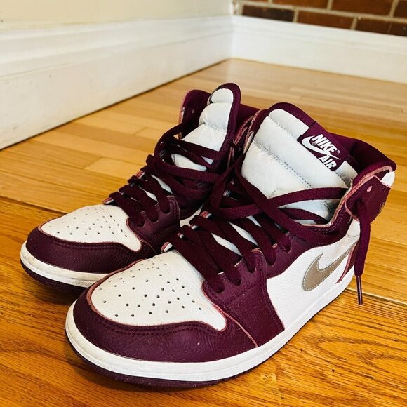 Size 8.5 - Jordan 1 Retro High OG Bordeaux Clean (555088-611) - Picture 9 of 16